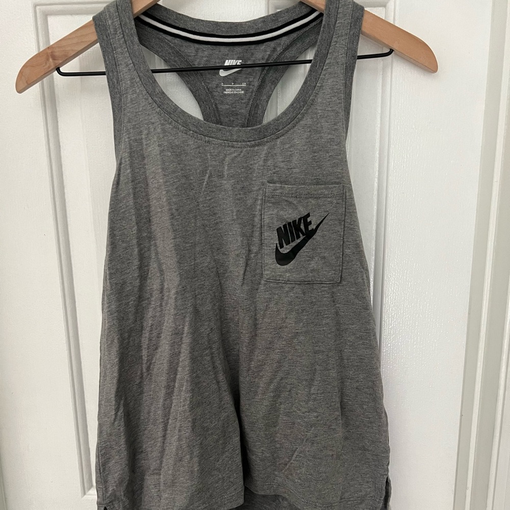 Nike Heather Gray Tank Top with Pocket